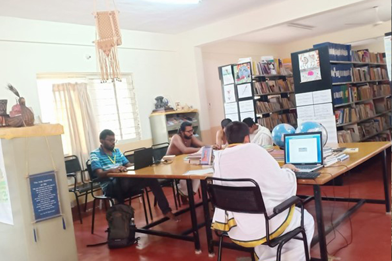 Sri Sri Library